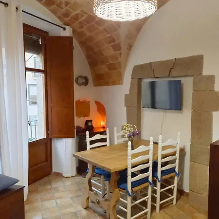 Casa Blava * Castelló d'Empuries
